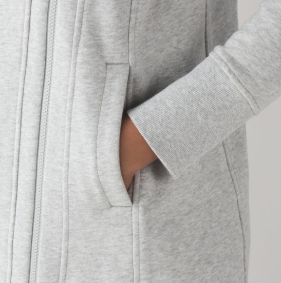 Lululemon Back To It Wrap, Size 6 - Picture 14 of 16